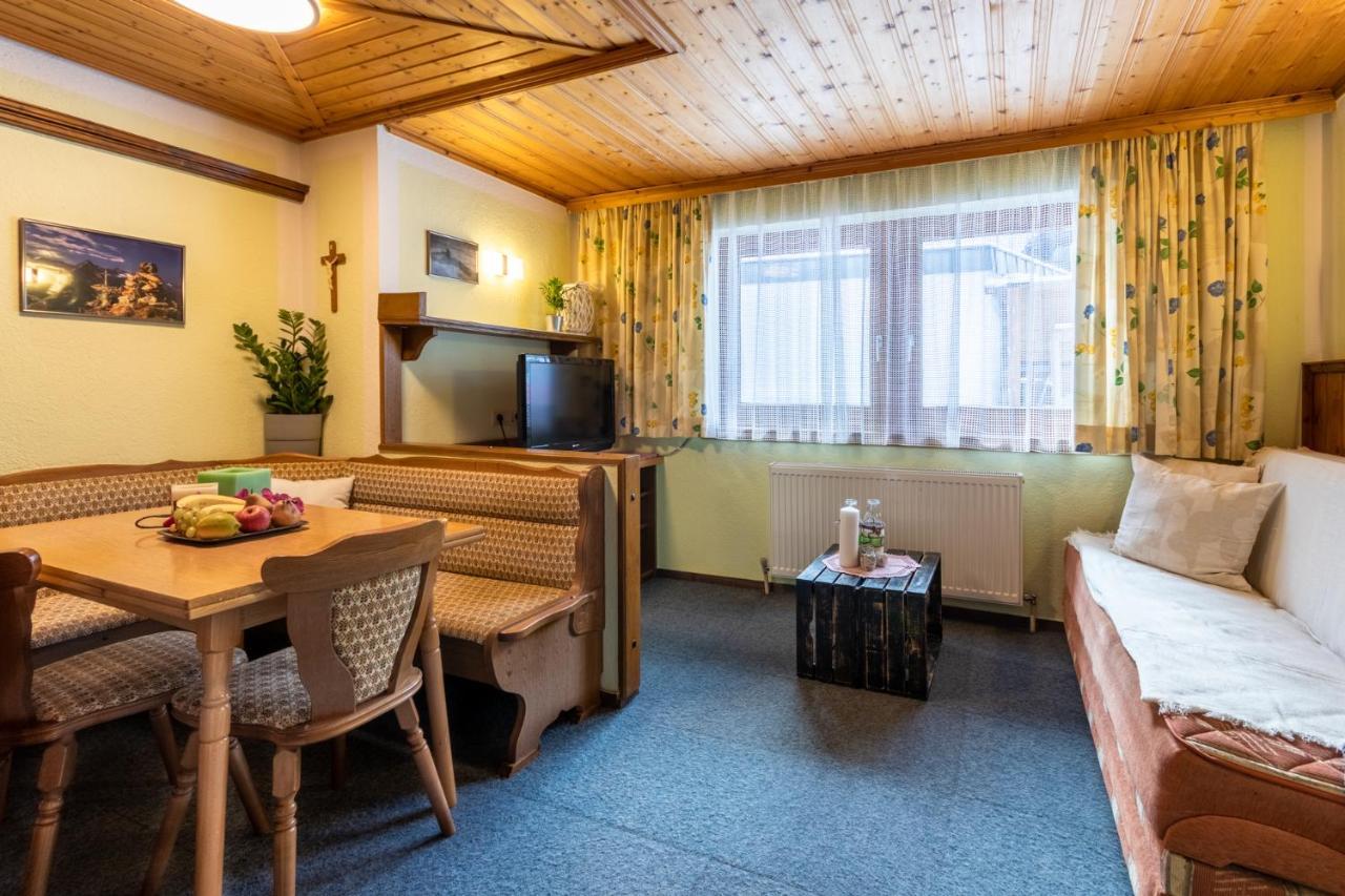 Haus Suban Apartment Langenfeld Bagian luar foto